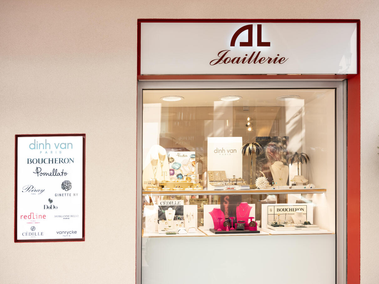 DevantureBoutiqueArsène_Lupin